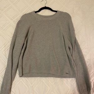 Hollister Sweater M. Great condition, barely worn!